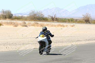 media/Apr-17-2022-CVMA (Sun) [[f474cfa795]]/Race 14 500 Supersport-350 Supersport (Holeshot)/